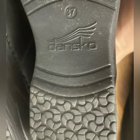 Dansko Womens Black Waterproof Clogs XP 2.0 Like New size37 - 7, 7.5 Retail $150
