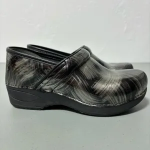 Dansko Women's Clogs Slip On Nursing Shoes Comfort 38 EU/ 7.5-8 US Black Silver