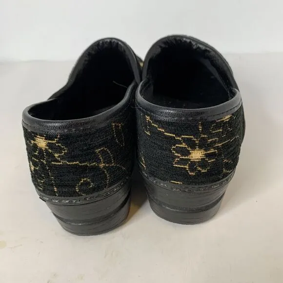 Dansko Women's Cloth‎ Soft Clogs Black and Gold Flowers Floral Nursing EU 39