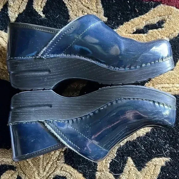 Dansko Women’s Navy Blue Clogs Shoes Size 38 7.5-8