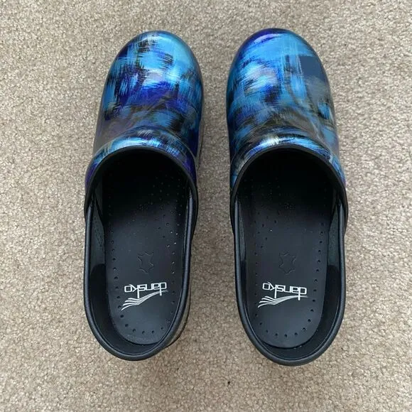 Dansko Women's Professional Blue Brush Patent Health Nurse Clogs EU 38, US 7.5/8