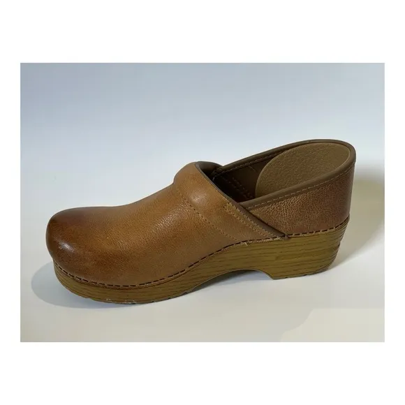 Dansko Women's Professional Clogs US 10 Honey Distressed