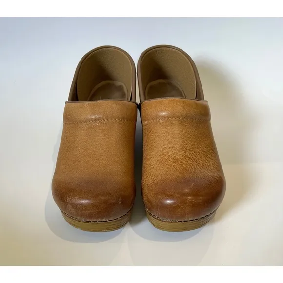 Dansko Women's Professional Clogs US 10 Honey Distressed