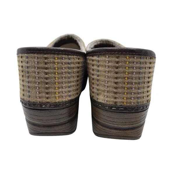 Dansko Womens Professional Closed Toe Slip-On Clogs Multicolor Stripe Canvas Upp