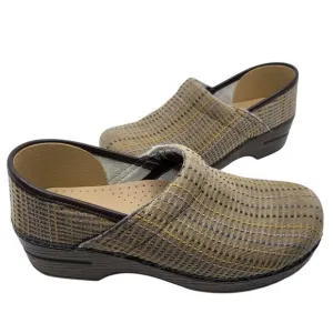 Dansko Womens Professional Closed Toe Slip-On Clogs Multicolor Stripe Canvas Upp