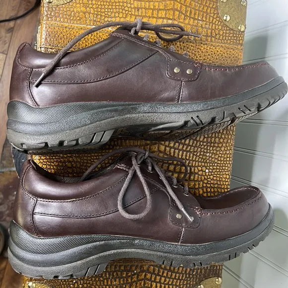Dansko Wyatt Mens Mocha Brown Leather Oxford Size 10.5 or EU44