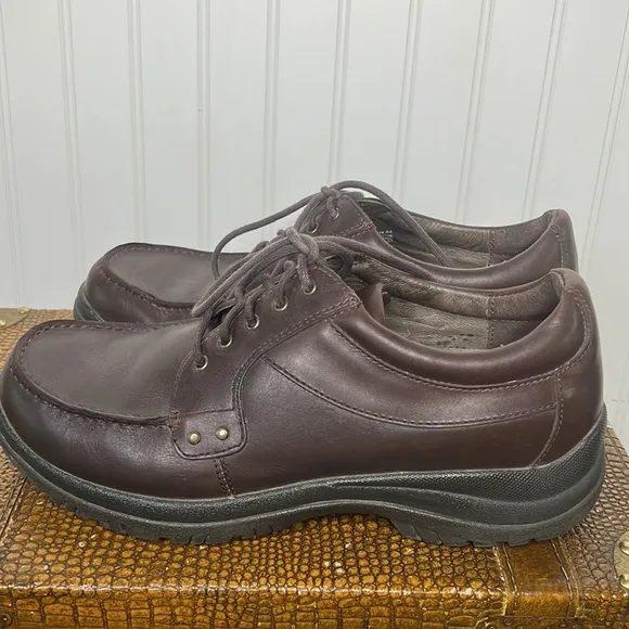 Dansko Wyatt Mens Mocha Brown Leather Oxford Size 10.5 or EU44