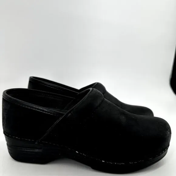 Dansko XP 2.0 Leather Clogs Shock Absorption Padded Collar Leather Black 6