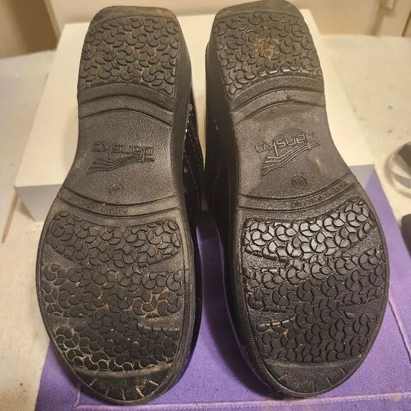 Dansko® XP 2.0 Metallic Blue Patent Leather Closed Back Clogs sz.10/40 Ret. $160