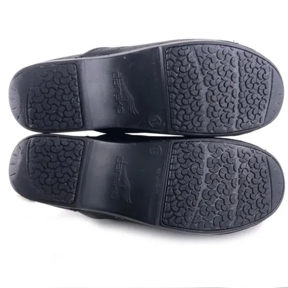 Dansko XP Black Professional Nurse Clogs EUR 39