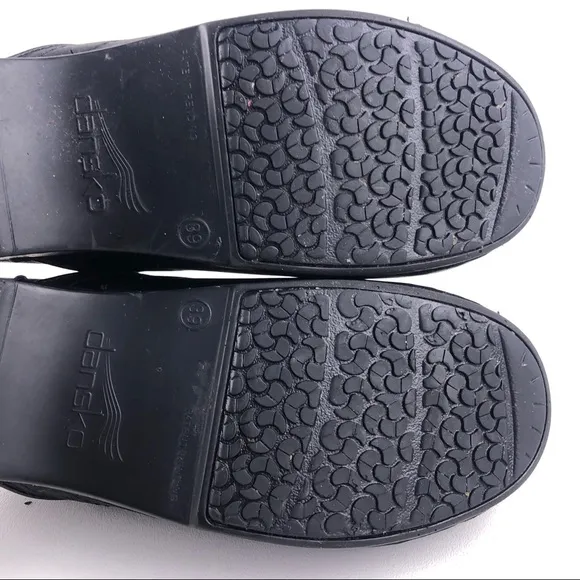 Dansko XP Black Professional Nurse Clogs EUR 39