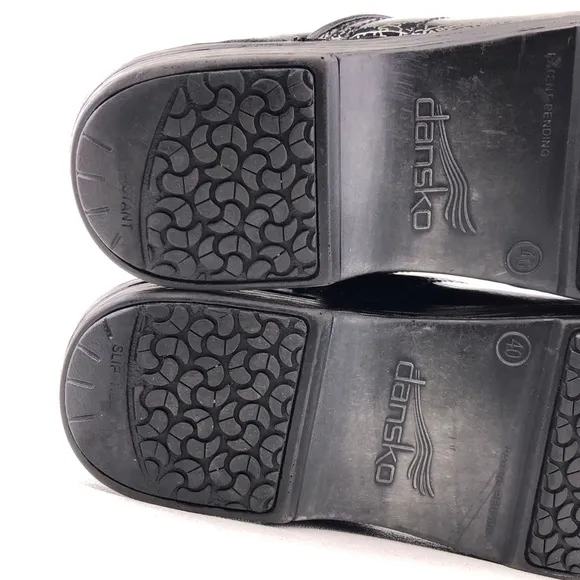 Dansko XP Patent Leather Professional Nurse Clogs EUR 40