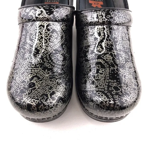 Dansko XP Patent Leather Professional Nurse Clogs EUR 40