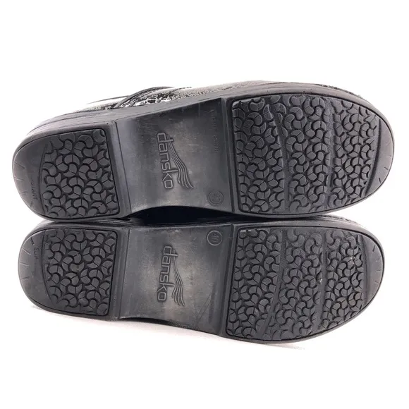 Dansko XP Patent Leather Professional Nurse Clogs EUR 40