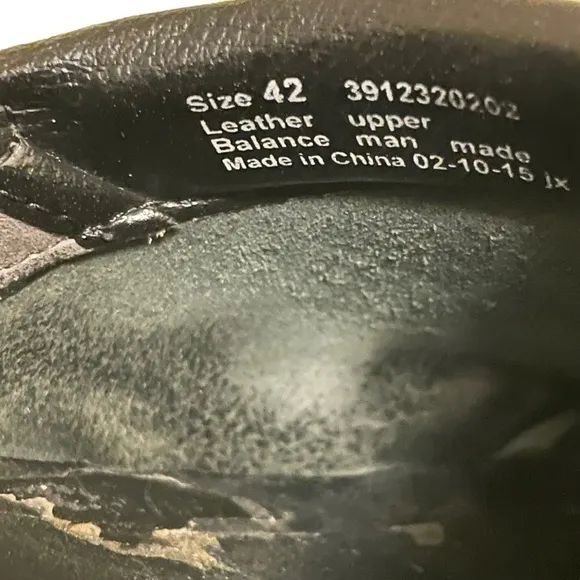 Dansko XP Pro Medallion Black Leather Slip On Clogs Size 42 (U.S. 11.5-12)