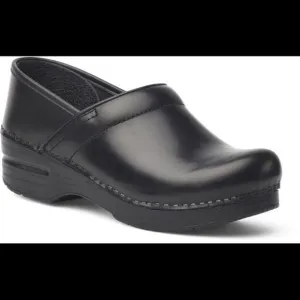 Dansko Matte Black Cabrio Clogs