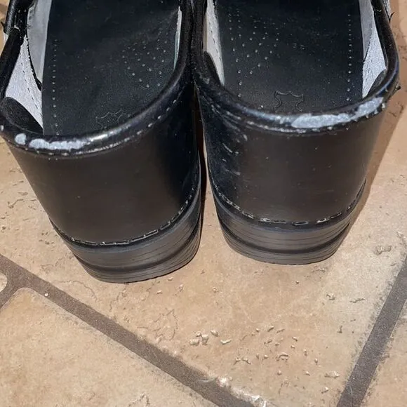 Dansko Matte Black Cabrio Clogs