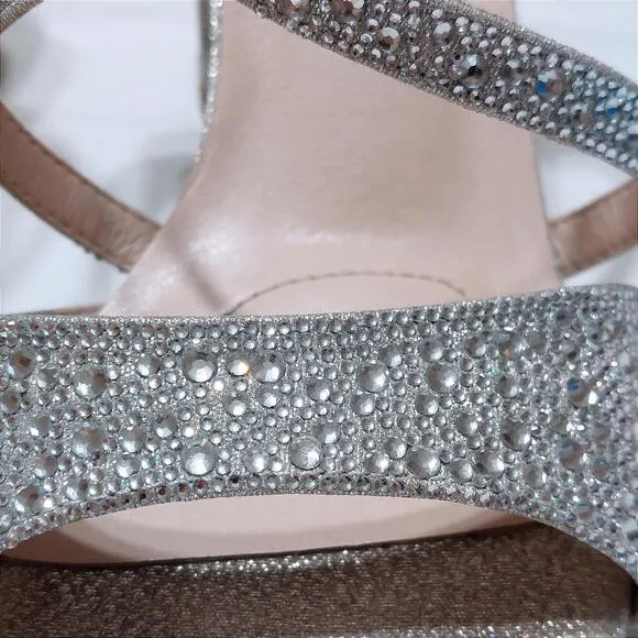 DE BLOSSOM COLLECTION SILVER RHINESTONE‎ OPEN TOE CHUNKY 3&quot; HEELS SIZE 8