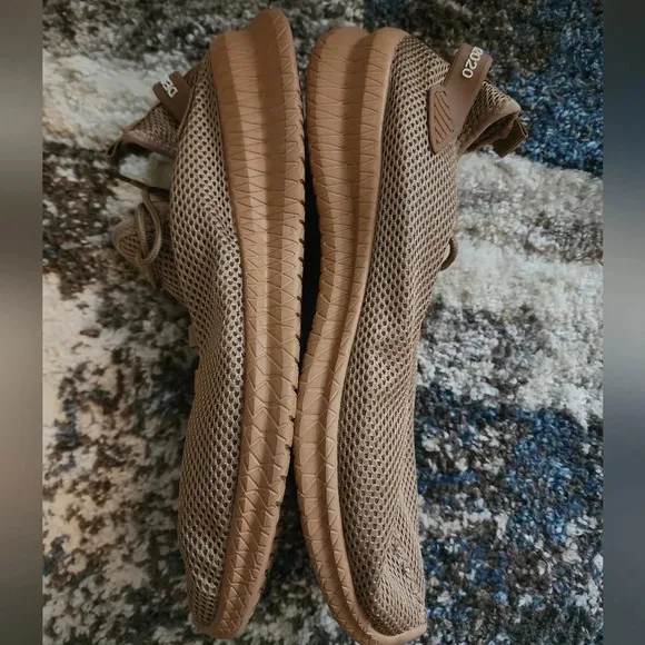 Designed 2020 Beige Mesh Men's Sneakers Rubber Sole Ultralight Non-slip    Sz 45