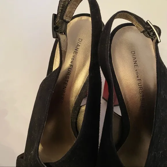 DIANE VON FURSTENBERG NEW HEELS BLACK SUEDE RED PATENT LEATHER PLATFORM Size 7.5