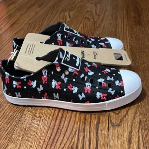 Disney X Native Minnie Mouse Water Shoes (NWT)