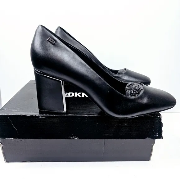 DKNY Celsa Black Leather Square Toe  Chunky Block Heel Pump Size 8.5 NIB NWT