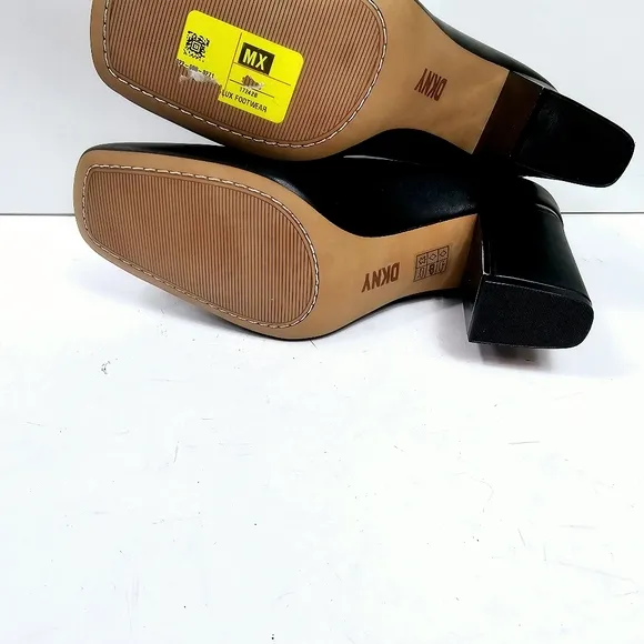 DKNY Celsa Black Leather Square Toe  Chunky Block Heel Pump Size 8.5 NIB NWT
