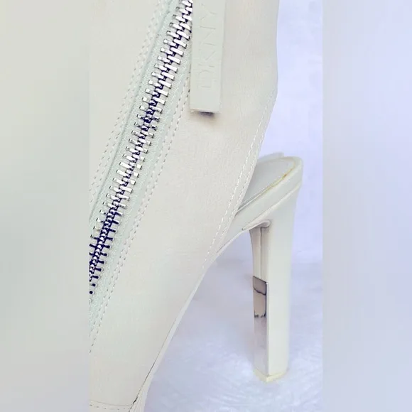 DKNY Malia Stiletto Heels - Vanilla