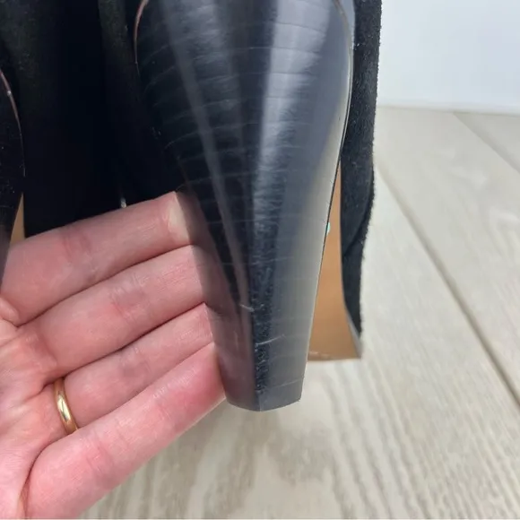 DKNY Women's Cerise Pointed-Toe Cuff Dress Booties 8M Black Suede $229