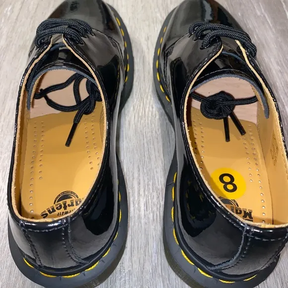 Doc Dr. Martens Black Patent Leather Woman’s Oxfords Shoes Size 8 Woman’s NWOB