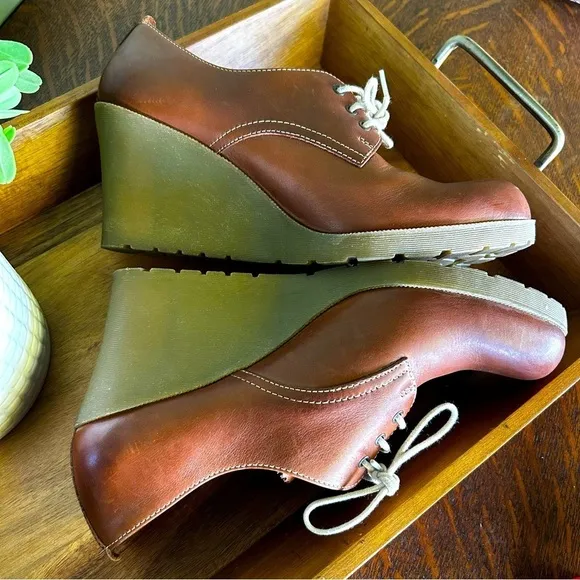 Doc Martens MiMi Wedged Heels British Tan Leather Oxfords | Size 11