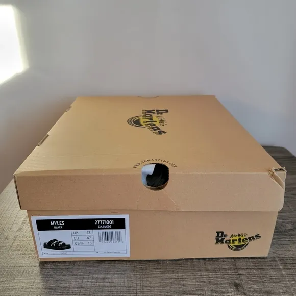Doc Martens NIB Myles Black Faux Fur Slides Men's Size 13