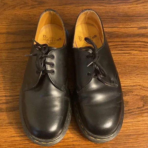 Doc Martens Vintage Made In England Black Leather Oxfords​