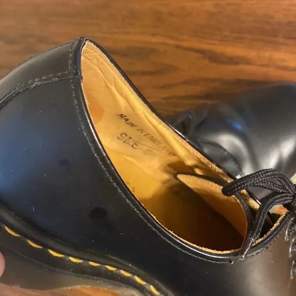 Doc Martens Vintage Made In England Black Leather Oxfords​