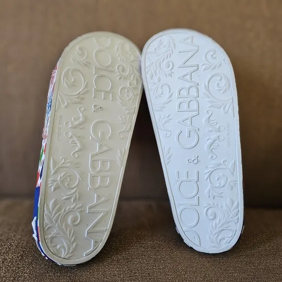 Dolce &amp; Gabbana Geometric Slides Size 37