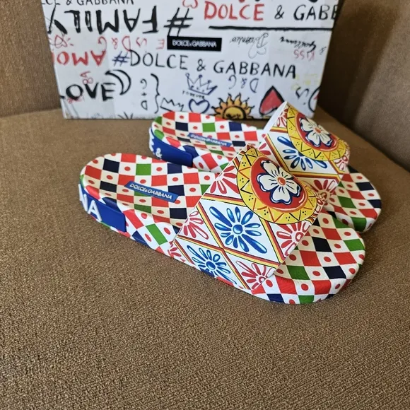 Dolce &amp; Gabbana Geometric Slides Size 37