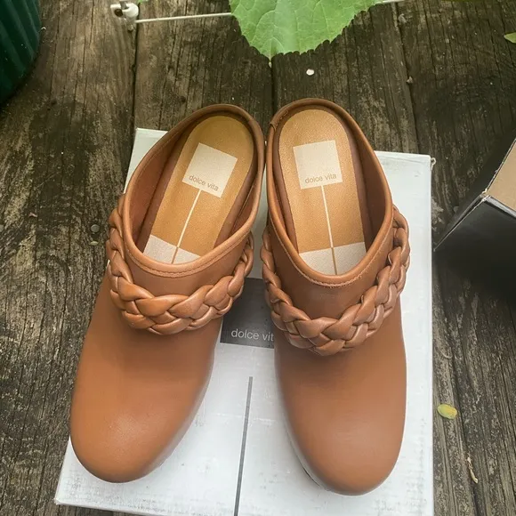 DOLCE VITA Hila Saddle Leather Platform Wooden Heels Sz 9