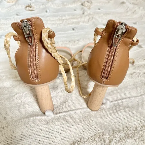 Dolce Vita Peach Multi Stella Tie Up heels size 9.5