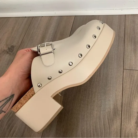 Dolce Vita Yevan platform studded leather clogs mule ivory size 8.5
