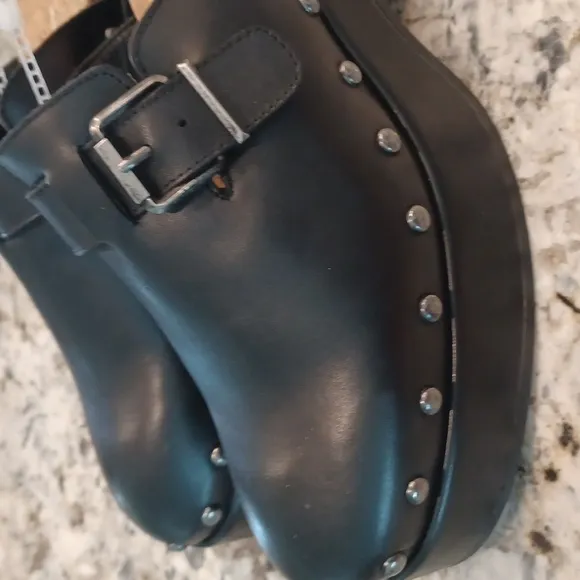 Dolce Vita Yevan women's clogs $160
