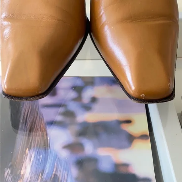 Donald J Pliner Liza Tan Square Toe Block Heels 8N