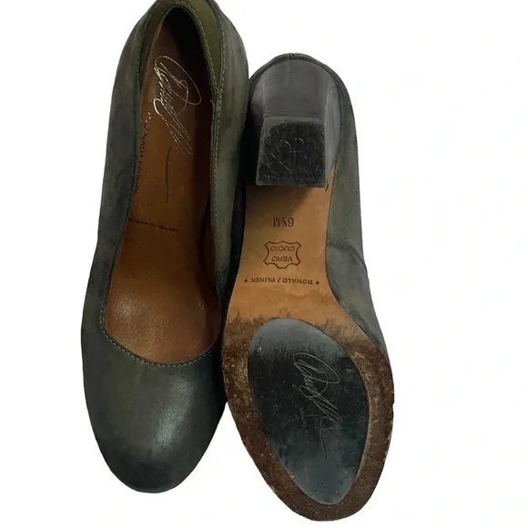 Donald J Pliner Round Toe Block Heel Green Heels Size 6.5