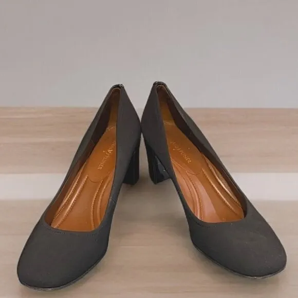 Donald Pliner Corin Black Crepe Block Heel Pumps Size 11