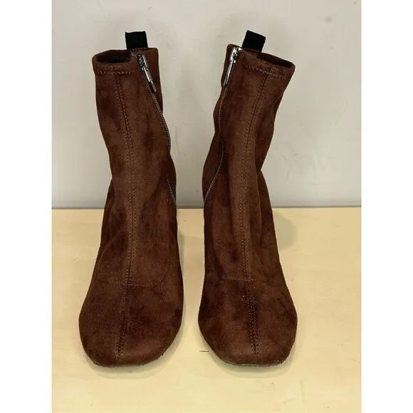 Donald Pliner Women's Cattie Block Heels Side Zip Ankle Bootie Brown Size 8.5
