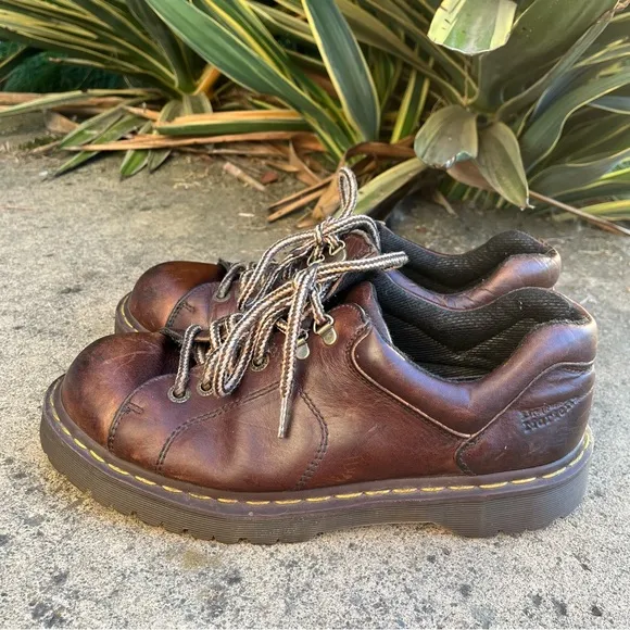 Dr. Marten 8312 Vintage 90s Y2K 4-Eye Leather Lace Up Oxford Made in England MIE
