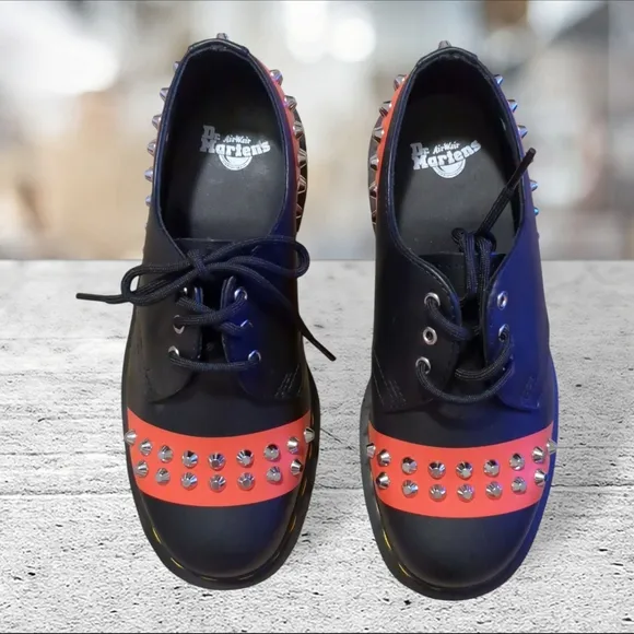 Dr Martens 1461 Leather Stud Oxfords Size 6L 5M