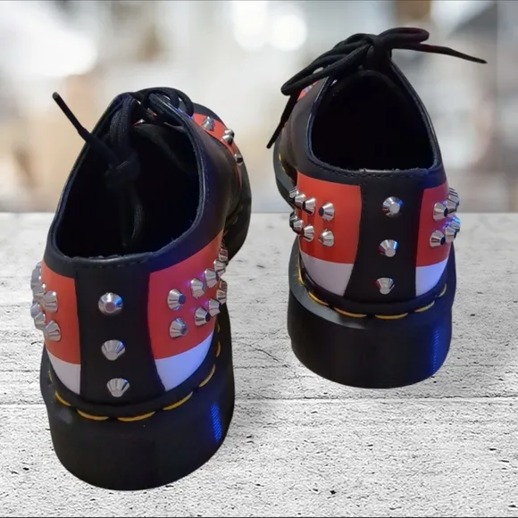 Dr Martens 1461 Leather Stud Oxfords Size 6L 5M