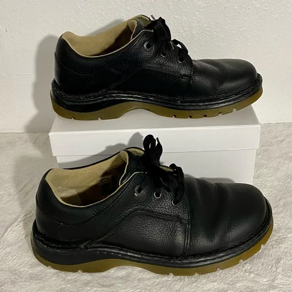Dr Martens Black Leather Oxfords Size 9 Men’s/10 Women’s 8B75