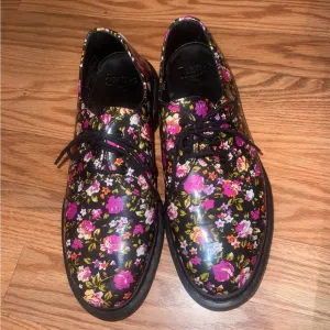 DR MARTENS Black Simone Floral Creepers Patent Oxfords Shoes Womens 8