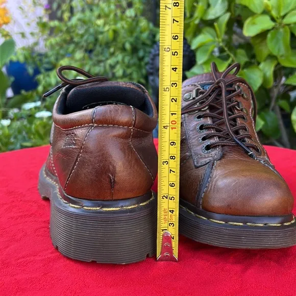 Dr. Martens Caramel Brown Chunky 6 Eye Lace Up Vintage Oxfords